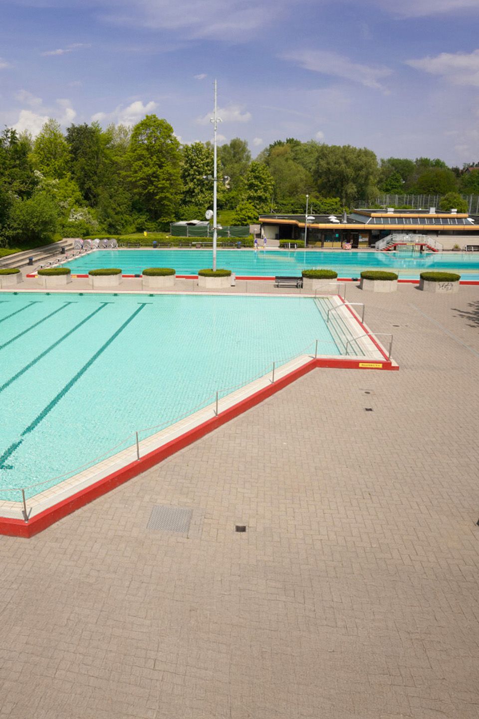 Kopfbild vom Freibad Im Kleinen Felde
